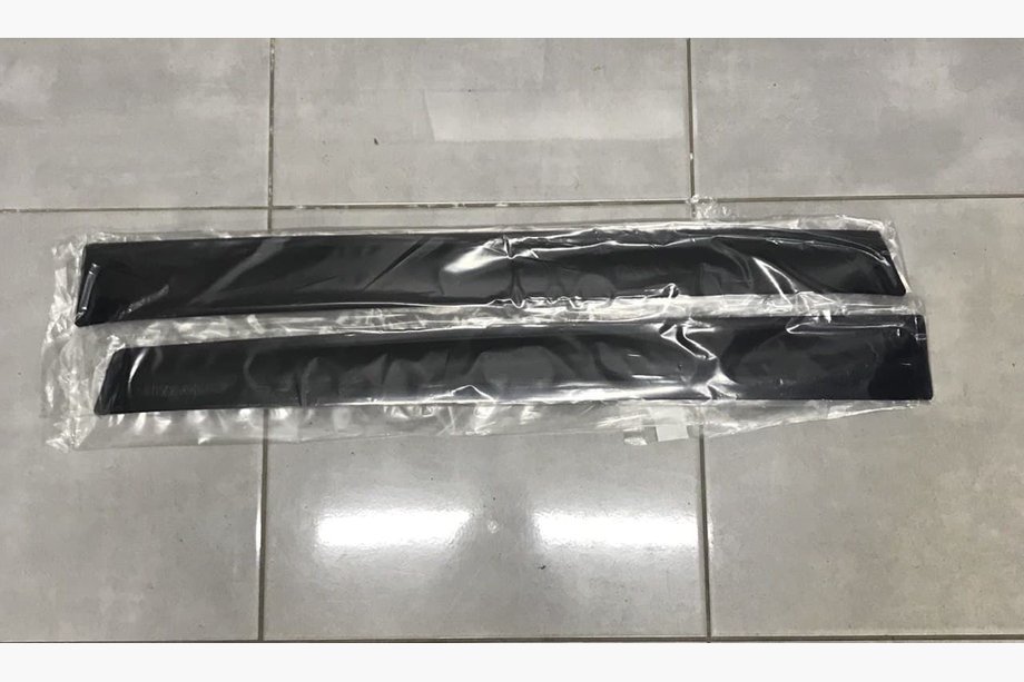 Nissan X-trail T32/Rogue 2014–2021 Vindafvisere (2 stk., bag, ANV) Image