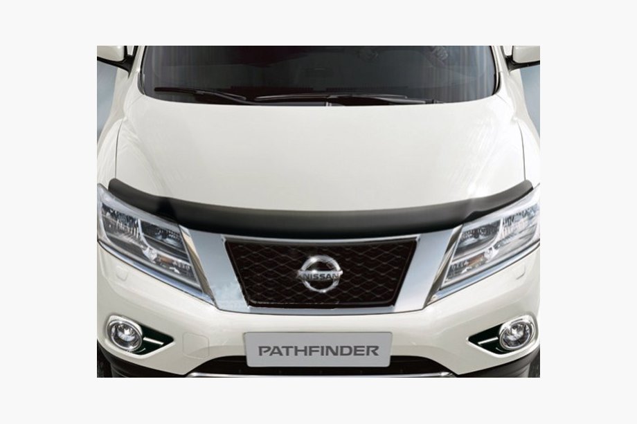 Nissan Pathfinder R52 2012–2021 Motorhjelmsdeflektor (SIM) Image