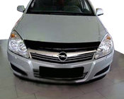 Opel Astra H 2004–2013 Motorhjelmsdeflektor (SIM) foto 1