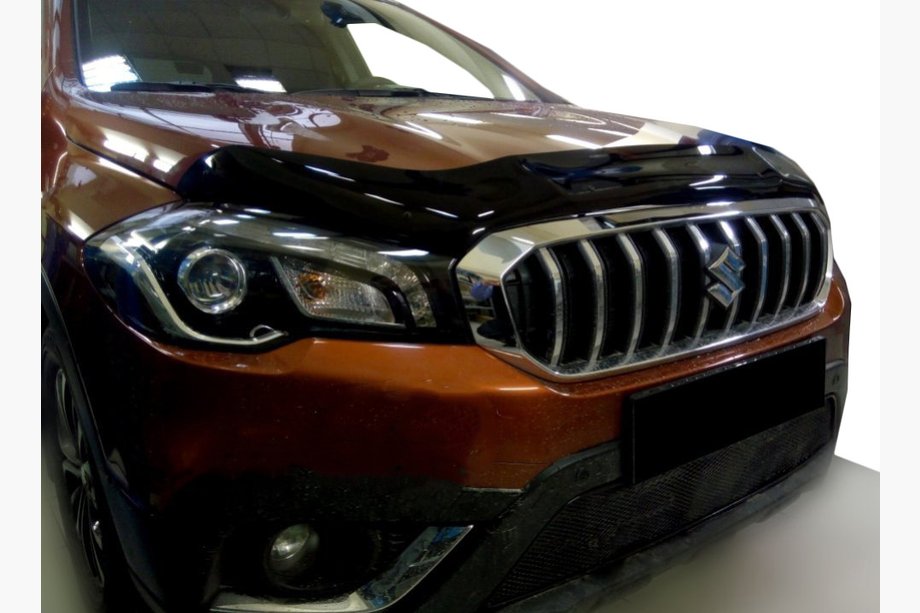 Suzuki SX4 2016–2021 Motorhjelmsdeflektor (SIM) Image