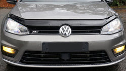 Volkswagen Golf 7/E-Golf 2012–2020 Motorhjelmsdeflektor (SIM) foto 1