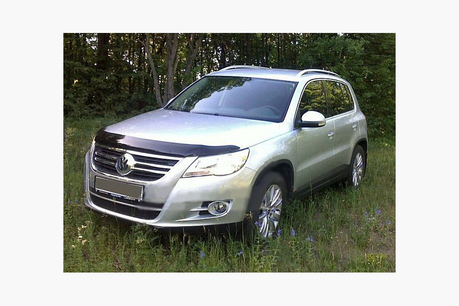 Volkswagen Tiguan 2007–2016 Motorhjelmsdeflektor (SIM) Image