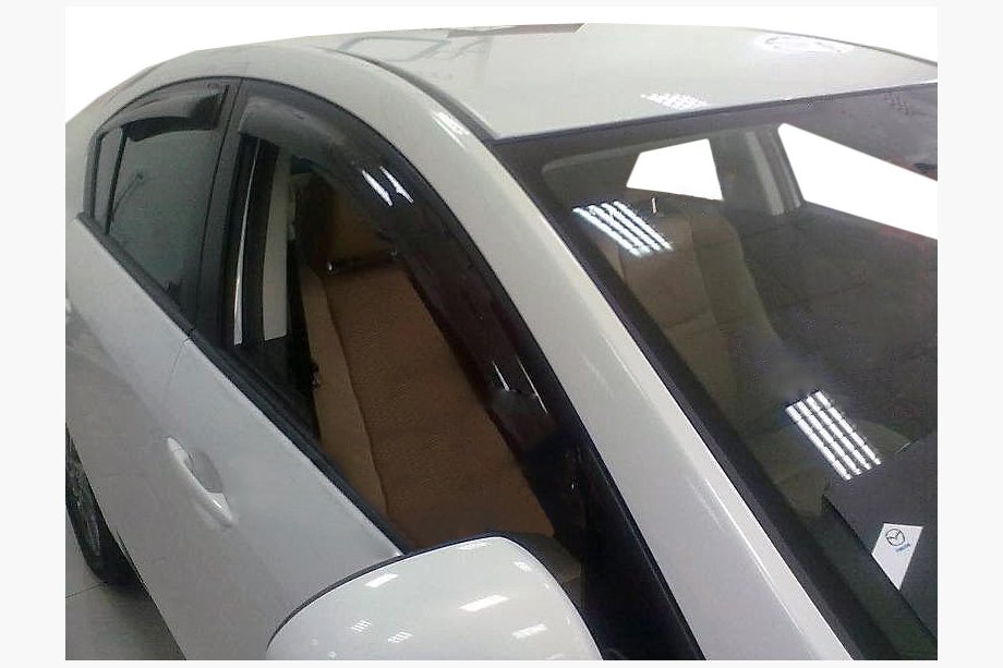 Mazda 3 2009–2013 Vindafvisere SD (4 stk., SIM) Image