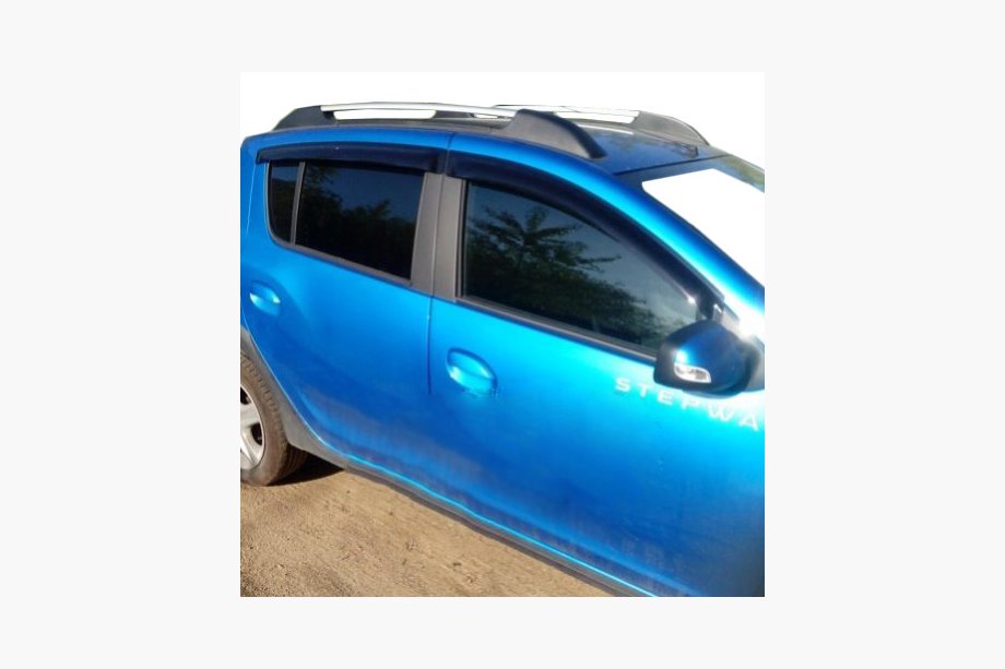 Renault Sandero 2013–2022 Vindafvisere til sideruder HB (4 stk., SIM) Image