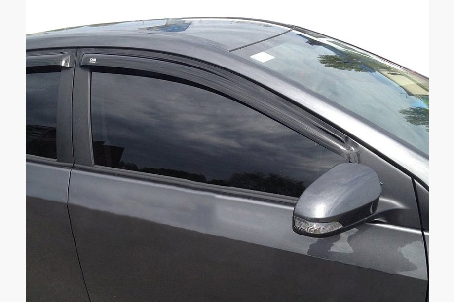 Toyota Corolla 2013–2019 Vindafvisere til sideruder (4 stk., SIM) Image