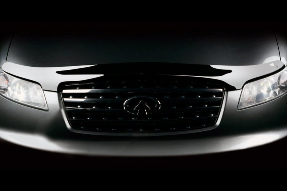 Infiniti FX 2003–2008 Motorhjelmsdeflektor (SIM) Image