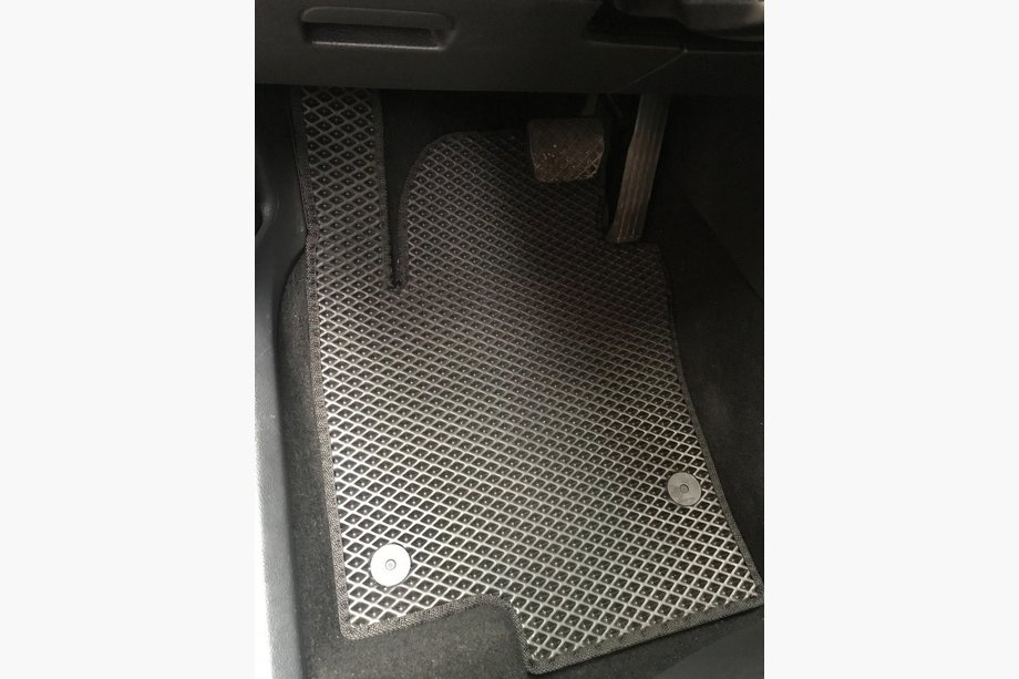 Volkswagen Tiguan 2007–2016 EVA gulvmåtter (sorte) Image