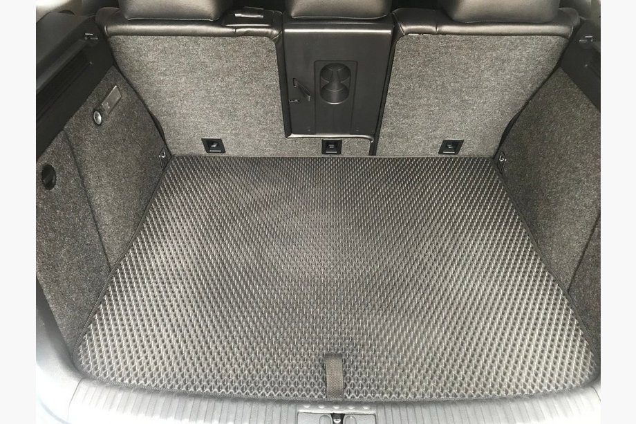 Volkswagen Tiguan 2007–2016 Bagagerumsmåtte (EVA, sort) Foto 1
