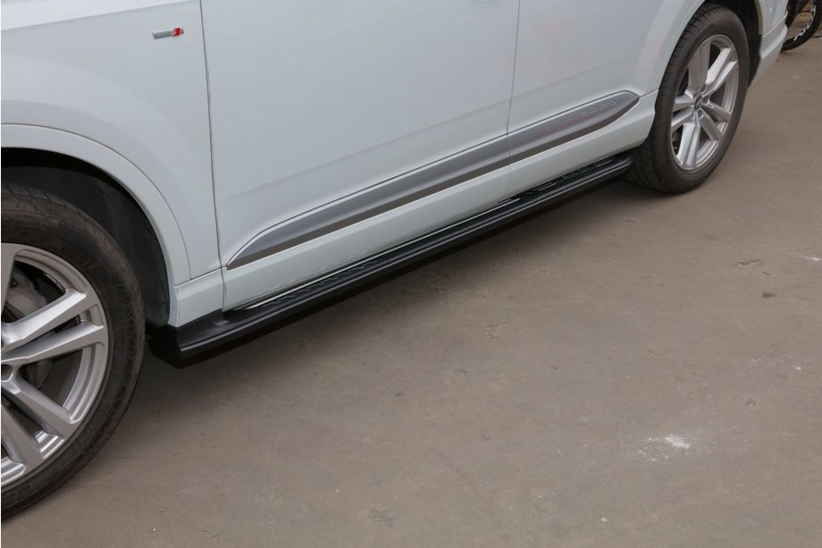 Audi Q7 2015–2026 Sidetrin OEM V3 (2 stk., aluminium) Image