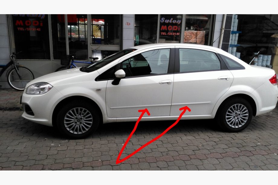Fiat Linea 2006–2018 Plast dørlister (sæt) Image