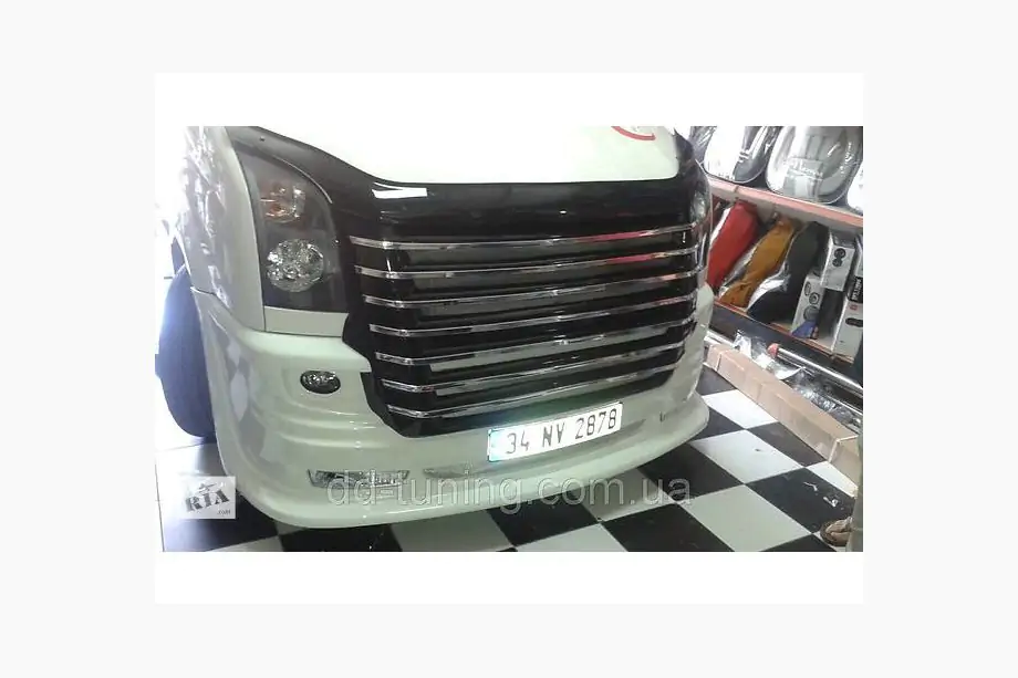 Volkswagen Crafter 2006–2016 Frontkofanger lip 2012↗ (USA-style, til lakering) Image