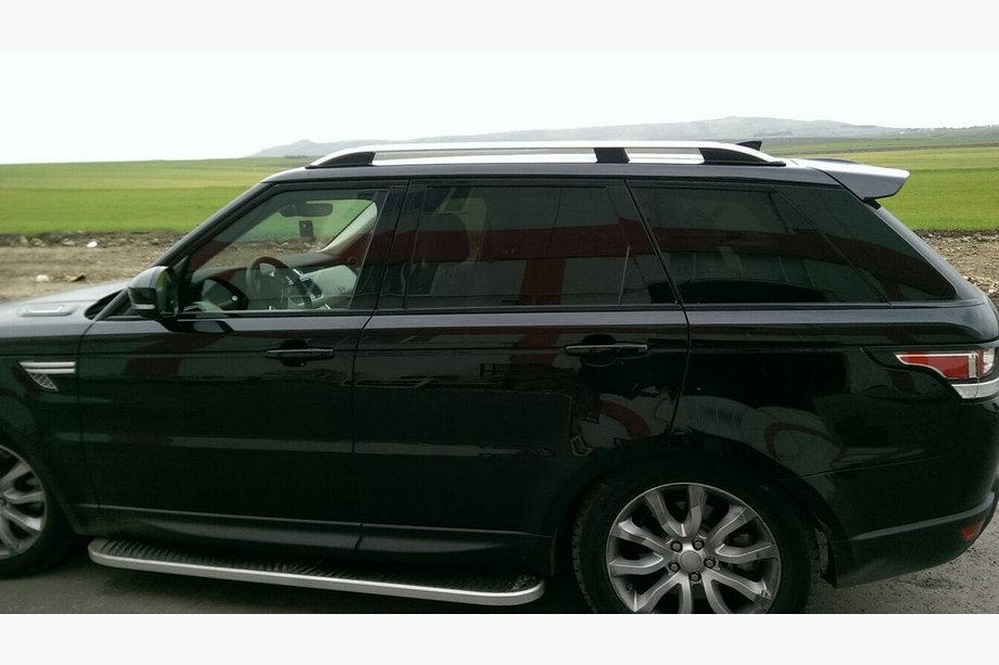 Range Rover Sport 2014–2022 Tagrælinger Skyport (Grey) Image