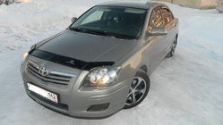 Toyota Avensis 2003–2009 Motorhjelmsdeflektor (VIP) foto 1