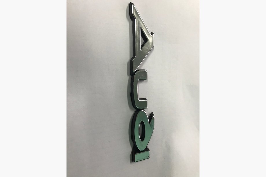 Audi 80/90 1987–1996 Audi emblem (selvklæbende) Image