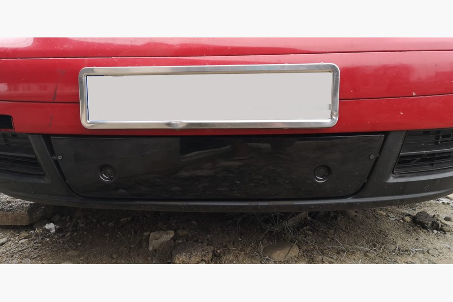 Volkswagen Touran 2003–2010 Nedre vintergrill, 2003-2006) Mat Image