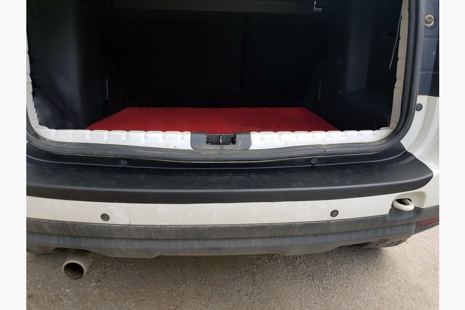 Nissan Terrano 2014– Bagkofangerbeskytter EuroCap (ABS) Image