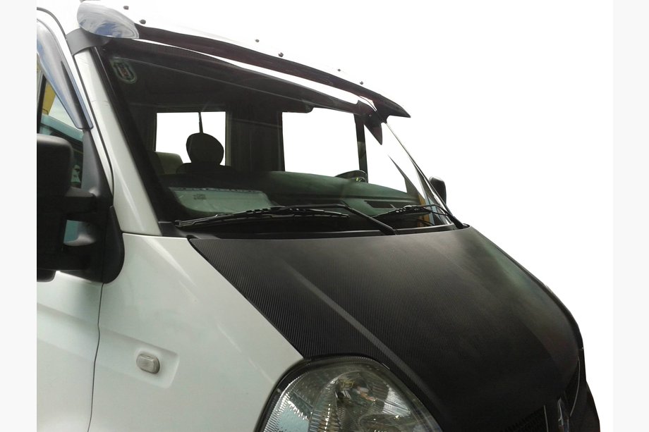Opel Movano 2004–2010 Forrudevisir V1 (sort højglans, 5 mm) Image