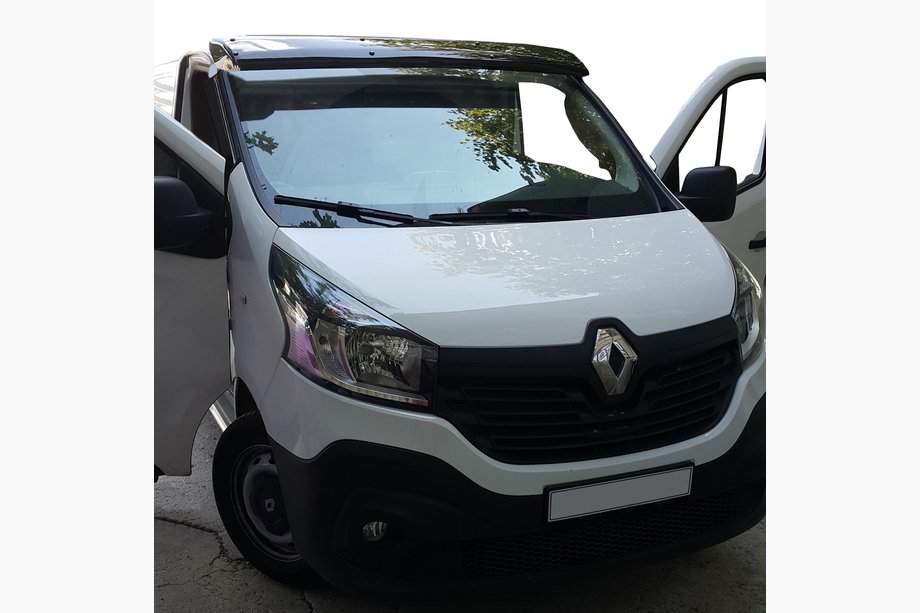 Nissan NV300/Primastar 2016– Forrudevisir (sort højglans, 5 mm) Image
