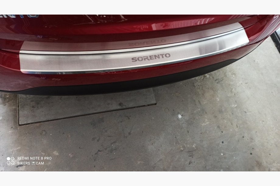 Kia Sorento II XM 2009–2014 Bagkofangerbeskytter med ombuk Nataniko (rustfrit stål) Image
