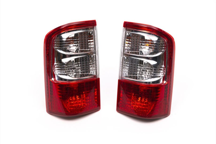 Nissan Patrol Y61 1997–2011 Baglygter Depo (1998-2004, 2 stk) Image