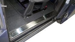 Ford Custom 2013–2022 OmsaLine indvendige dørtærskellister (rustfrit stål) 3 døre foto 1