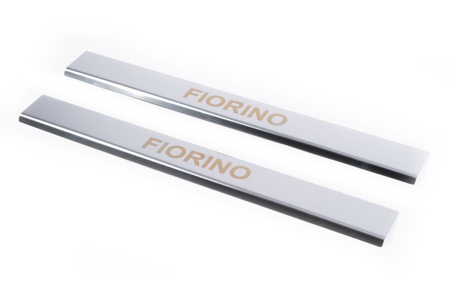 Fiat Fiorino/Qubo 2008–2024 Krom dørtrinslister Carmos V1 (2 stk., rustfrit stål) Image