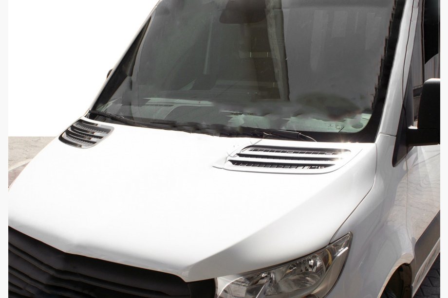 Mercedes Sprinter W907/W910 2018– Luftindtagslister Carmos (2 stk., rustfrit stål) Image