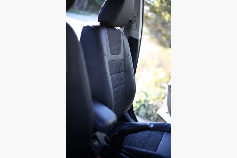 Mitsubishi Lancer X 2008– Sædeovertræk SoyuzAuto Dynamic Image