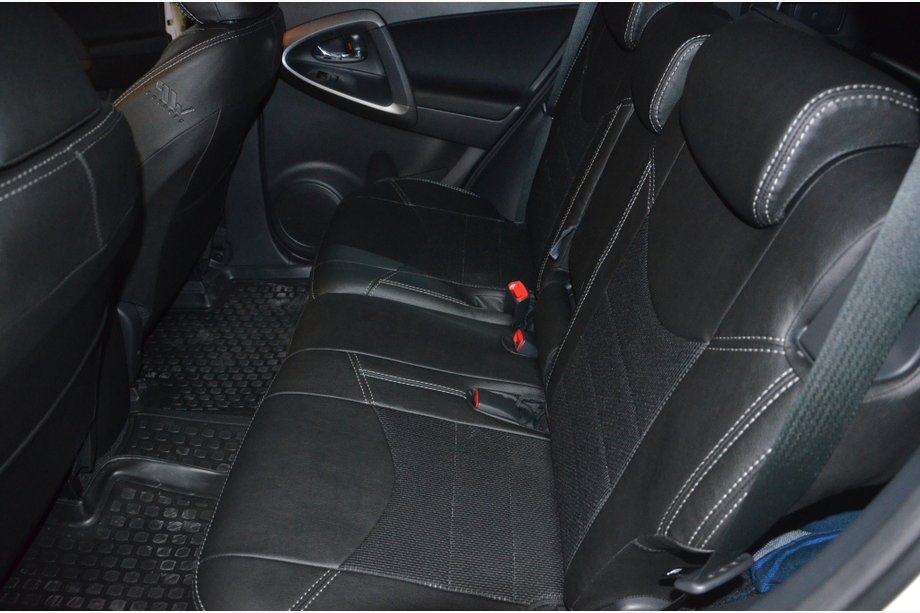 Toyota Rav 4 2006–2013 Sædeovertræk SoyuzAuto Dynamic Image