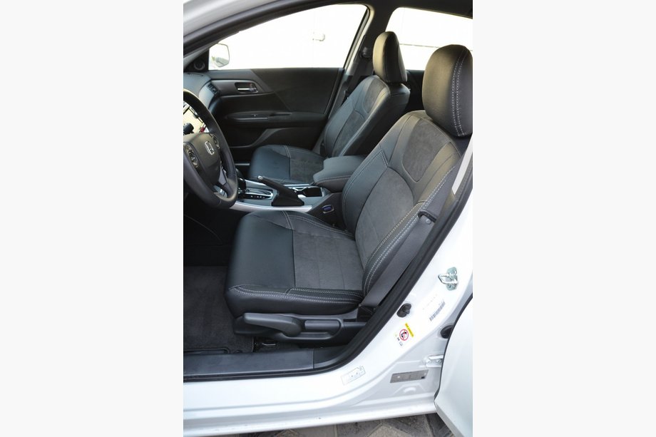 Honda Accord IX 2013–2017 Sædeovertræk i Alcantara ↗ kunstlæder Image