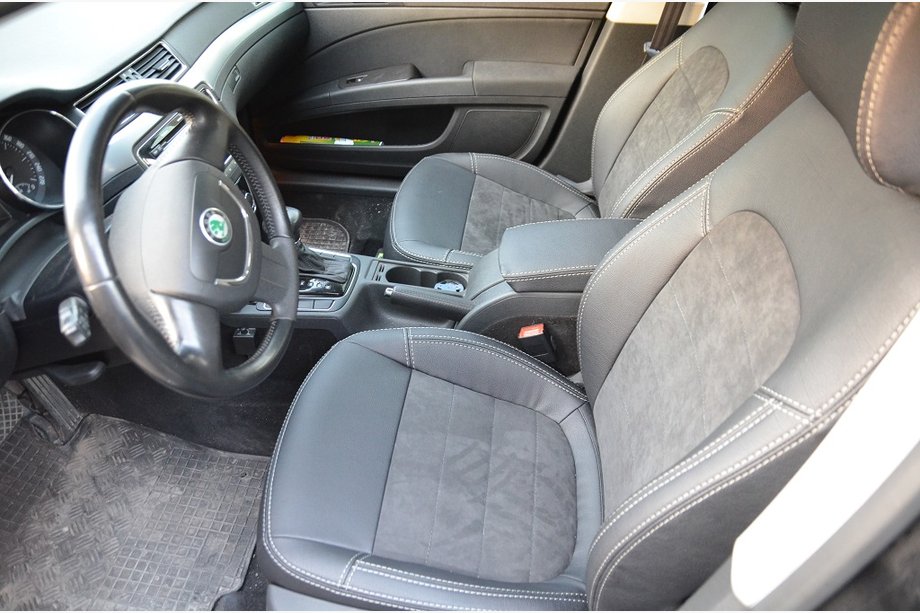 Skoda Superb 2009–2015 Sædeovertræk (2008-2013, kunstlæder/Alcantara, Elite) Image