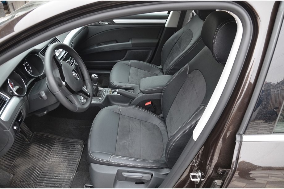 Skoda Superb 2009–2015 Sædeovertræk til bil (2013↗, kunstlæder↗Alcantara, Elite) Image