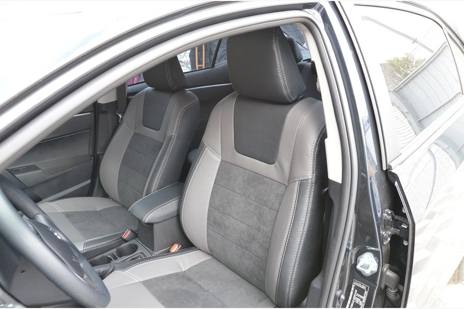 Toyota Corolla 2013–2019 Sædeovertræk til bil Elite (kunstlæder / Alcantara-look) Image