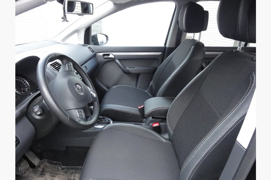 Volkswagen Touran 2010–2015 Sædeovertræk (kunstlæder↗stof, Premium) Image