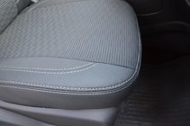 Ford Kuga/Escape 2013–2019 Bilsædeovertræk (stof↗kunstlæder, Premium) foto 5