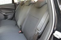 Ford Kuga/Escape 2013–2019 Bilsædeovertræk (stof↗kunstlæder, Premium) foto 3
