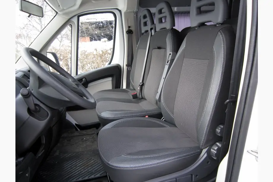 Renault Trafic 2015– Sædeovertræk til bil (stof + kunstlæder, Premium) Image