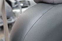 Hyundai Accent 2006–2010 Sædeovertræk i økolæder Premium foto 3