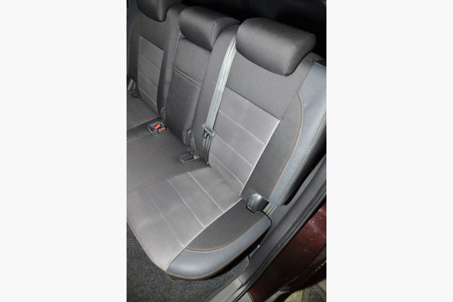 Hyundai Santa Fe 2 2006–2012 Sædeovertræk (kunstlæder→stof, Premium) Image