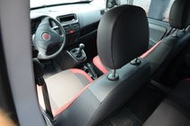 Fiat Doblo II 2010–2022 Premium sædeovertræk i kunstlæder (kombinerede, komplet kabinesæt) foto 7