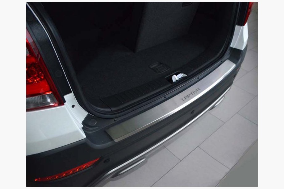 Chevrolet Captiva 2006–2019 Bagkofangerbeskytter med opbuk NataNika (2011+, rustfrit stål) Image