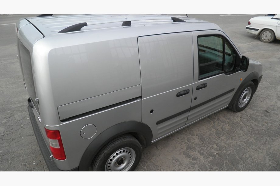 Ford Connect 2006–2009 Krom tagrælinger (plastfødder) Kort akselafstand, metalfødder Foto 2
