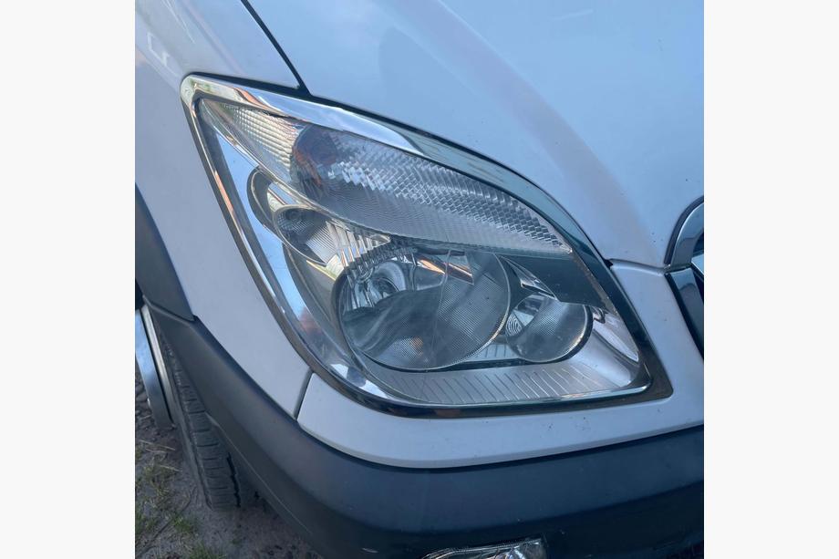 Mercedes Sprinter W906 2006–2018 Krom forlygterammer (2006-2013, 2 stk., rustfri stål) Image