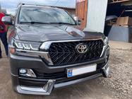 Toyota Land Cruiser 200 2007–2021 Bodykit-sæt 2016↗ (TRD 2021) Sort farve foto 1
