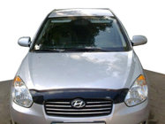 Hyundai Accent 2006–2010 Motorhjelmsdeflektor Fly foto 1