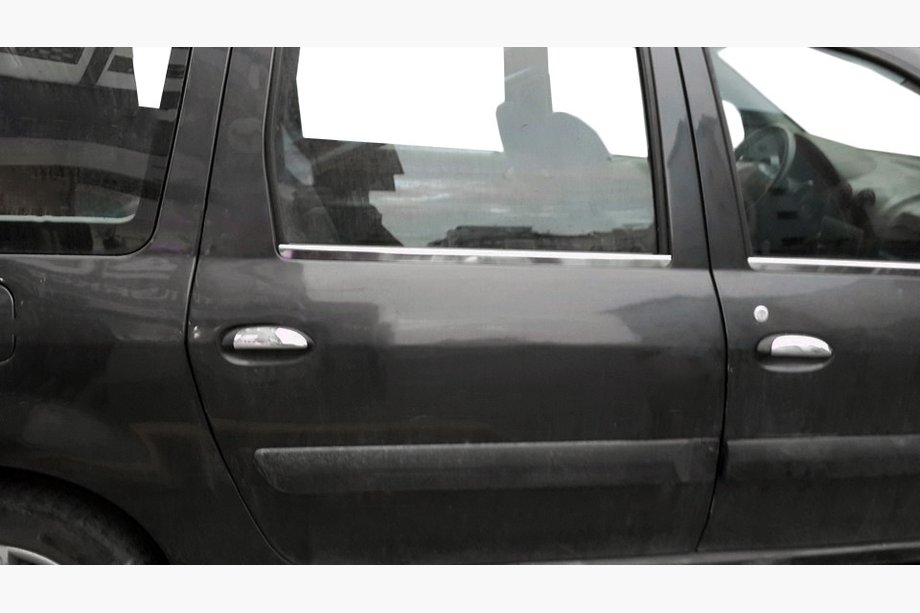 Lada Largus 2012– Dørgrebsdæksler (4 stk., rustfrit stål) Carmos - Tyrkisk stål Image