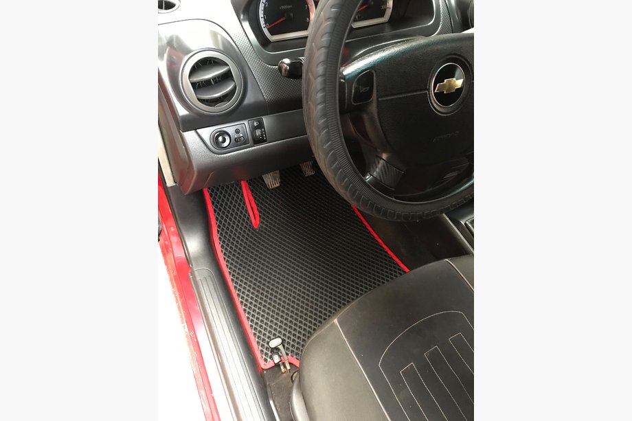 Chevrolet Aveo T200 2002–2008 EVA gulvmåtter (sorte) Image