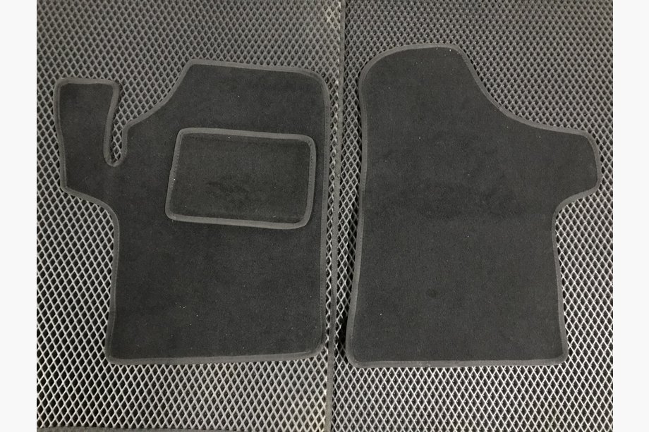 Mercedes Vito W639 2004–2014 Tekstilmåtter til kabinen (Velgum) Image