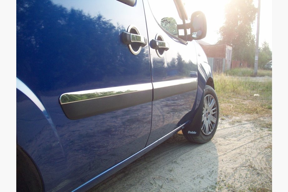Fiat Doblo I 2005–2010 Dørlister, smal model (4 stk., rustfrit stål) Carmos - Tyrkisk stål Foto 2