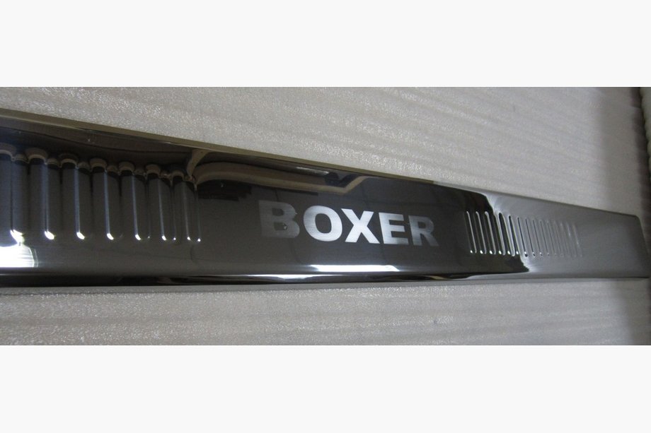 Peugeot Boxer 2006–2025 Kromliste til bagkofanger (rustfrit stål) Image